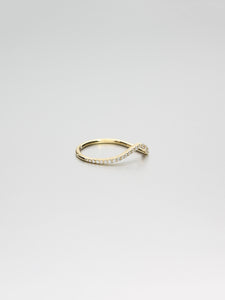 Ada curved band with diamonds, Yellow gold