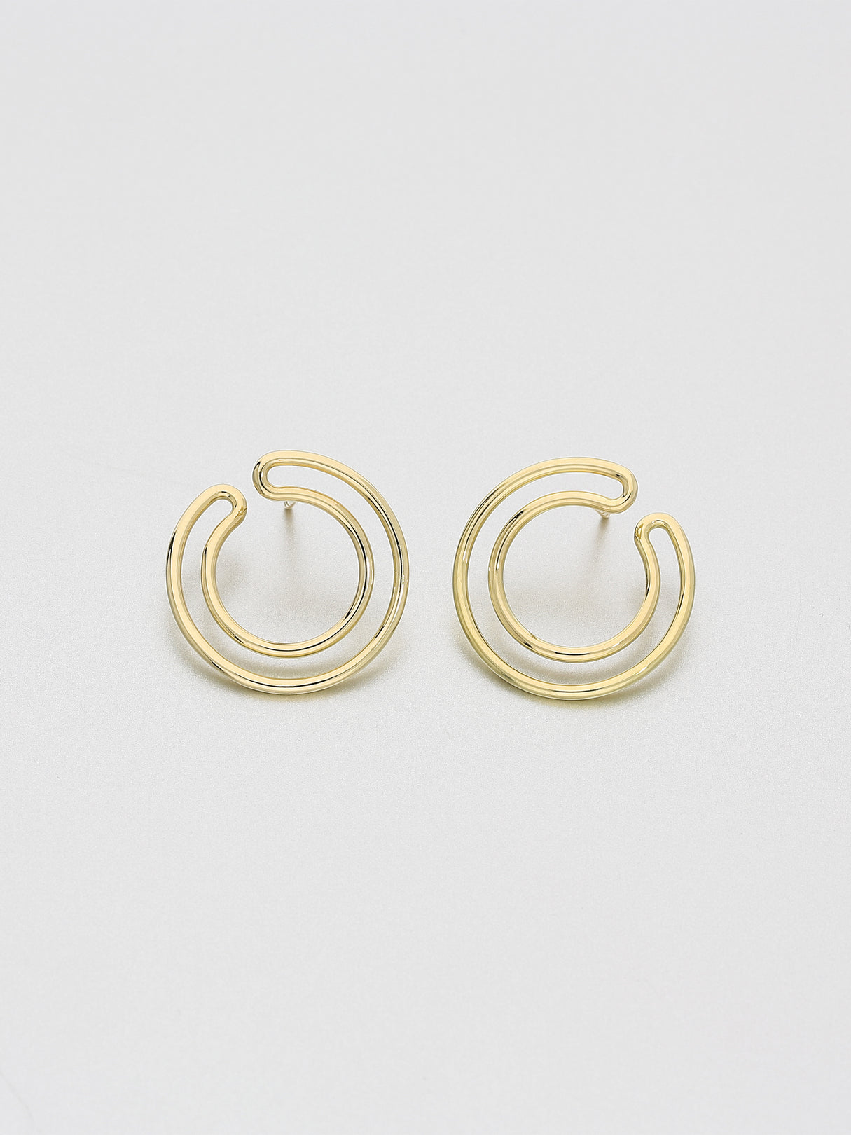 Cirque Earrings Small, Yellow gold