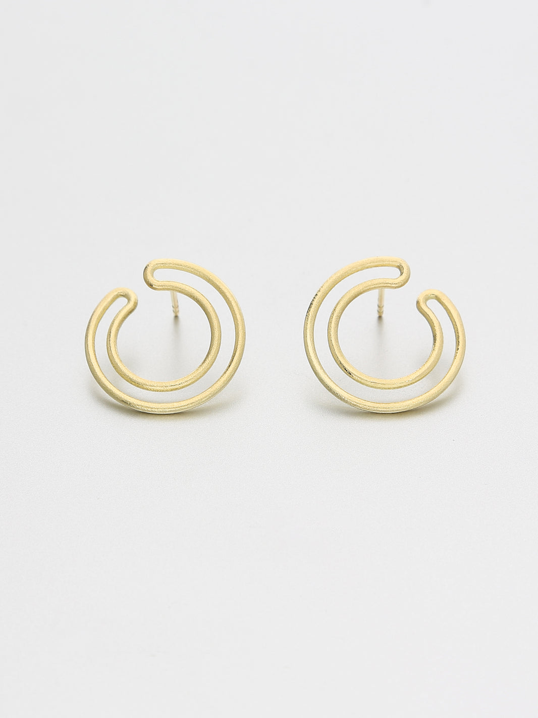 Cirque Earrings Small, Yellow gold