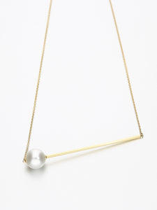 Abacus Pearl Necklace, Yellow gold with white Southsea pearl 11mm