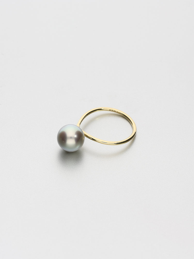 Fine Pearl Ring, Yellow gold with dark Tahitian pearl 9mm